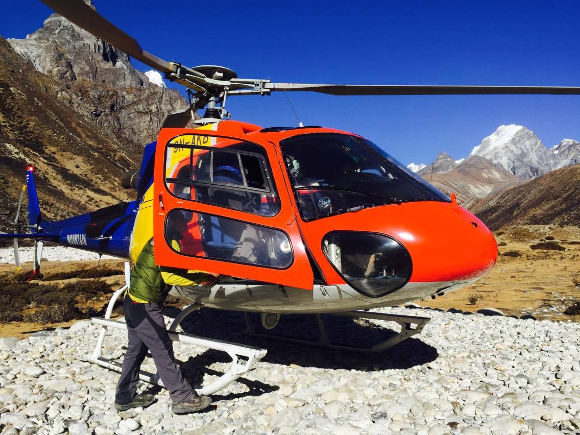 Everest Helicopter Trek