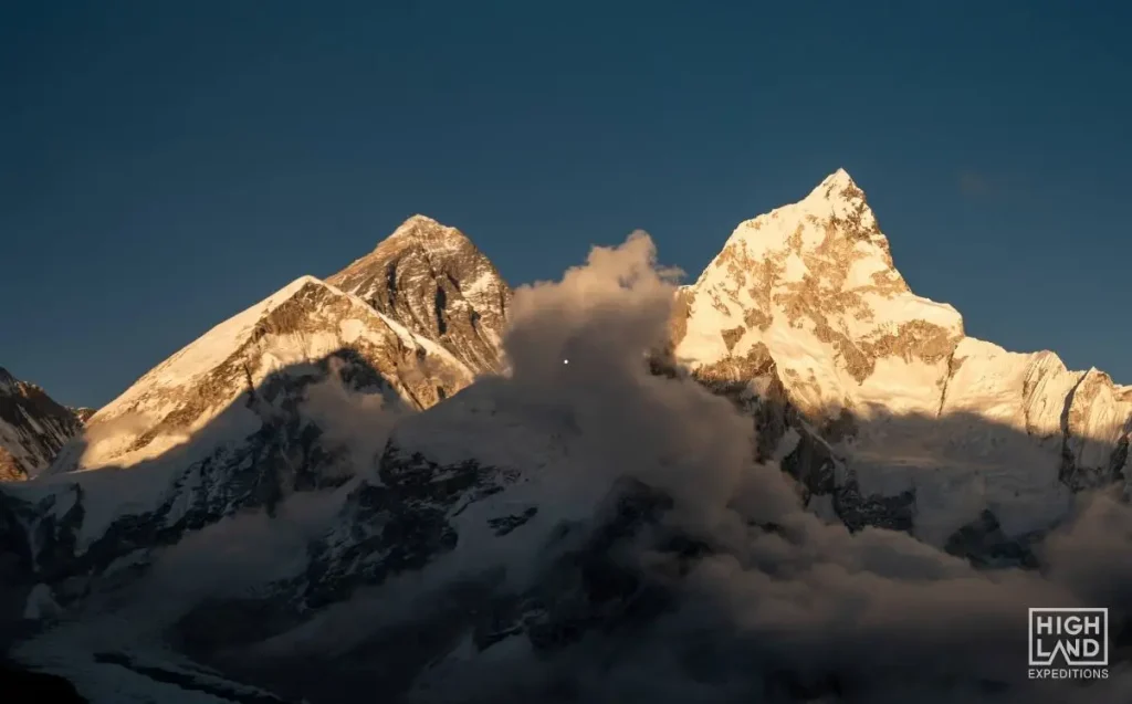 Standard vs Luxuru Everest Base Camp Trek